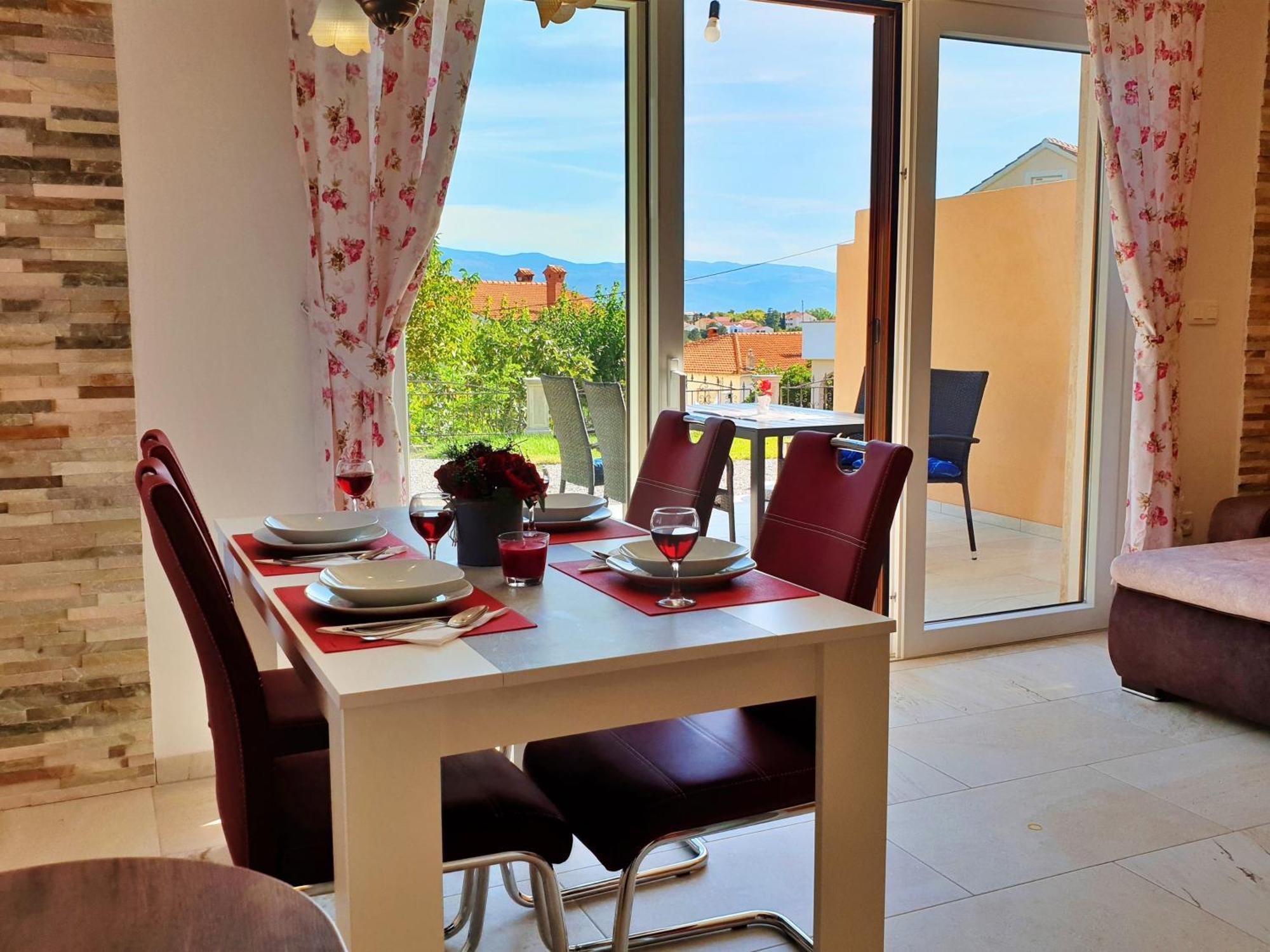 Apartments For Families With Children Silo, Krk - 18685 Bilik gambar