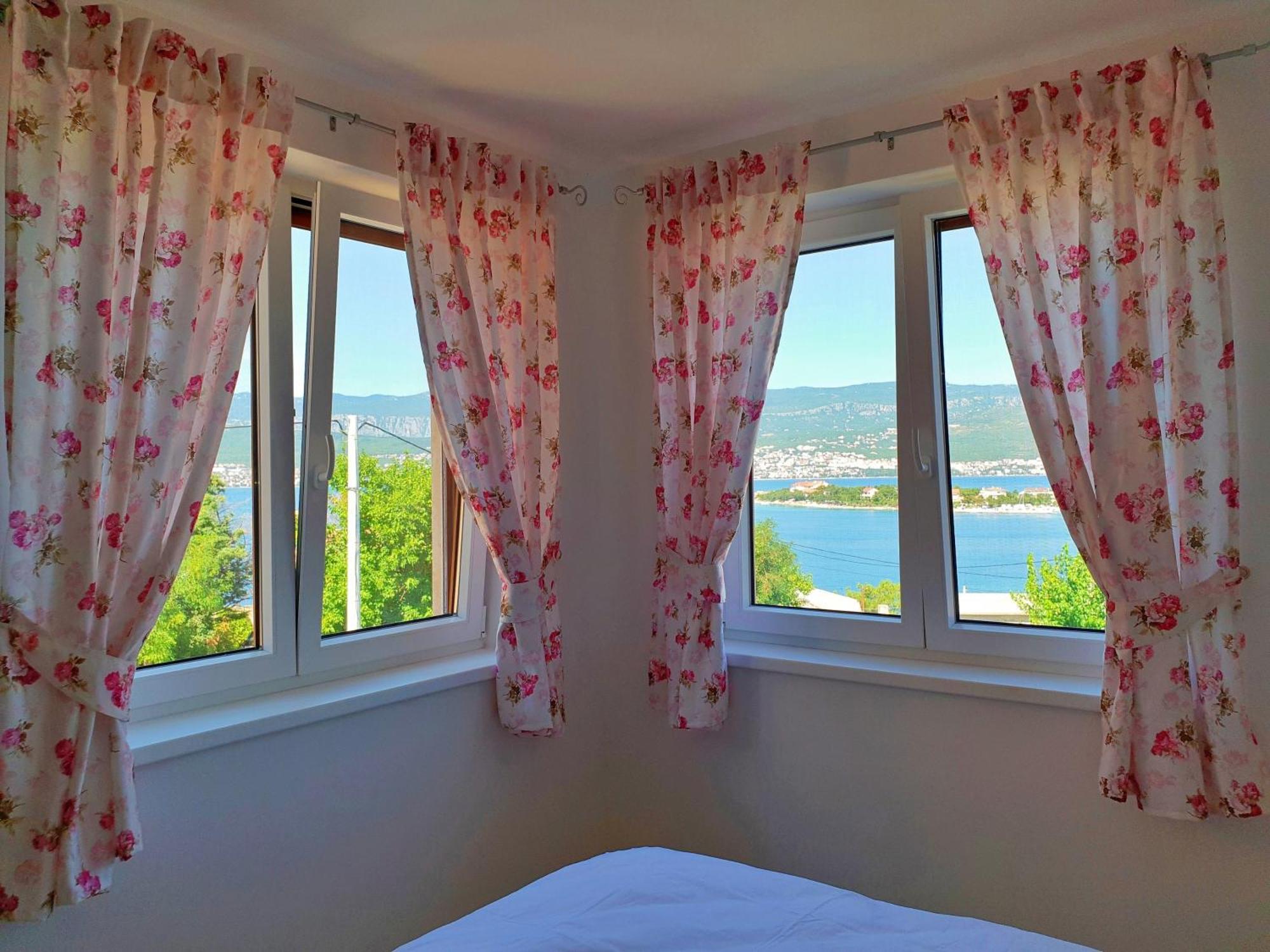 Apartments For Families With Children Silo, Krk - 18685 Bilik gambar